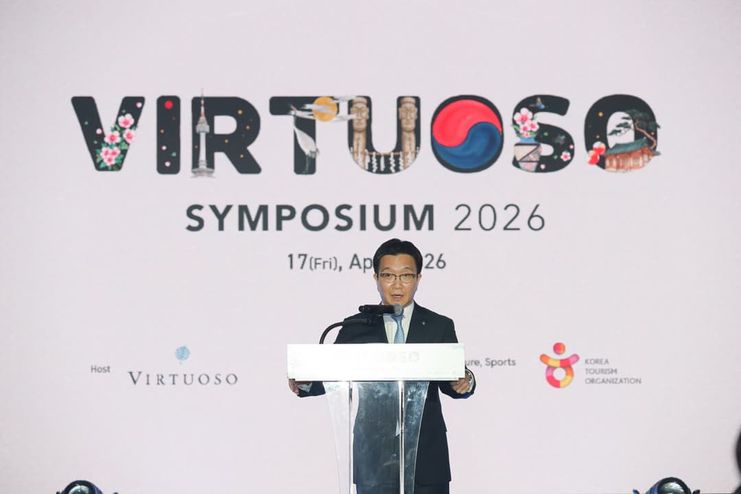 버츄오소 심포지엄에서 환영사를 하고 있는 박성혁 한국관광공사 사장